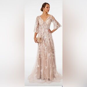 Elegant Lace Evening Gown
